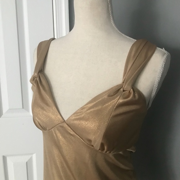 NEW - Dressy Gold V-Neck Sleeveless Top - Picture 2 of 7